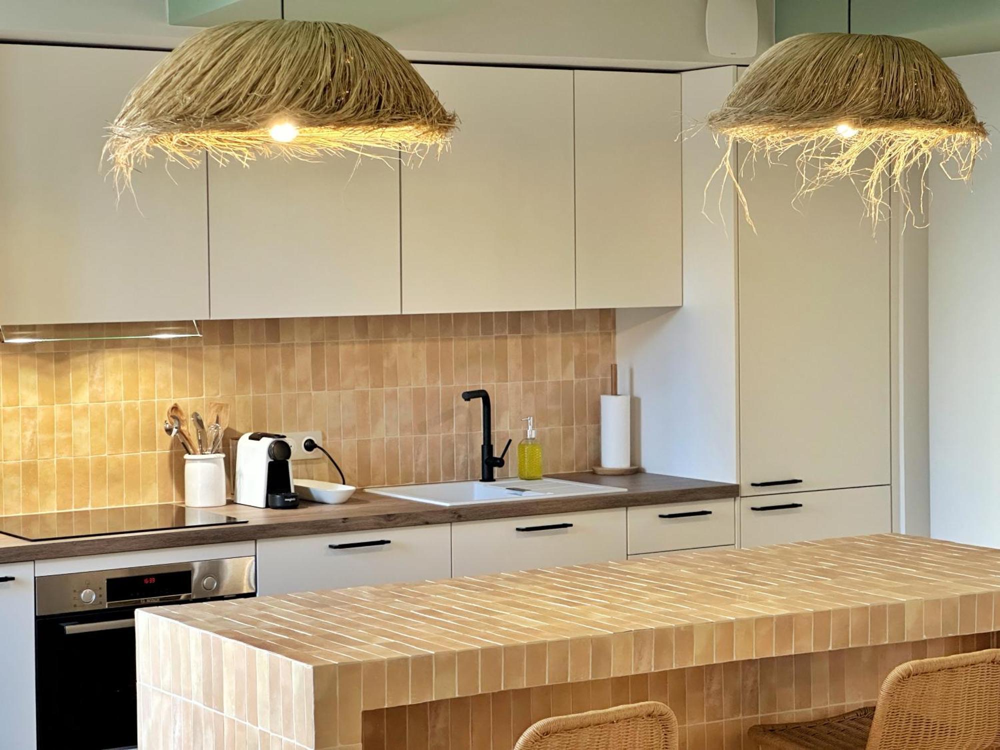 La Maison Cavet 5 Appartements De Standing Au Coeur Du Village 滨海萨纳里 外观 照片