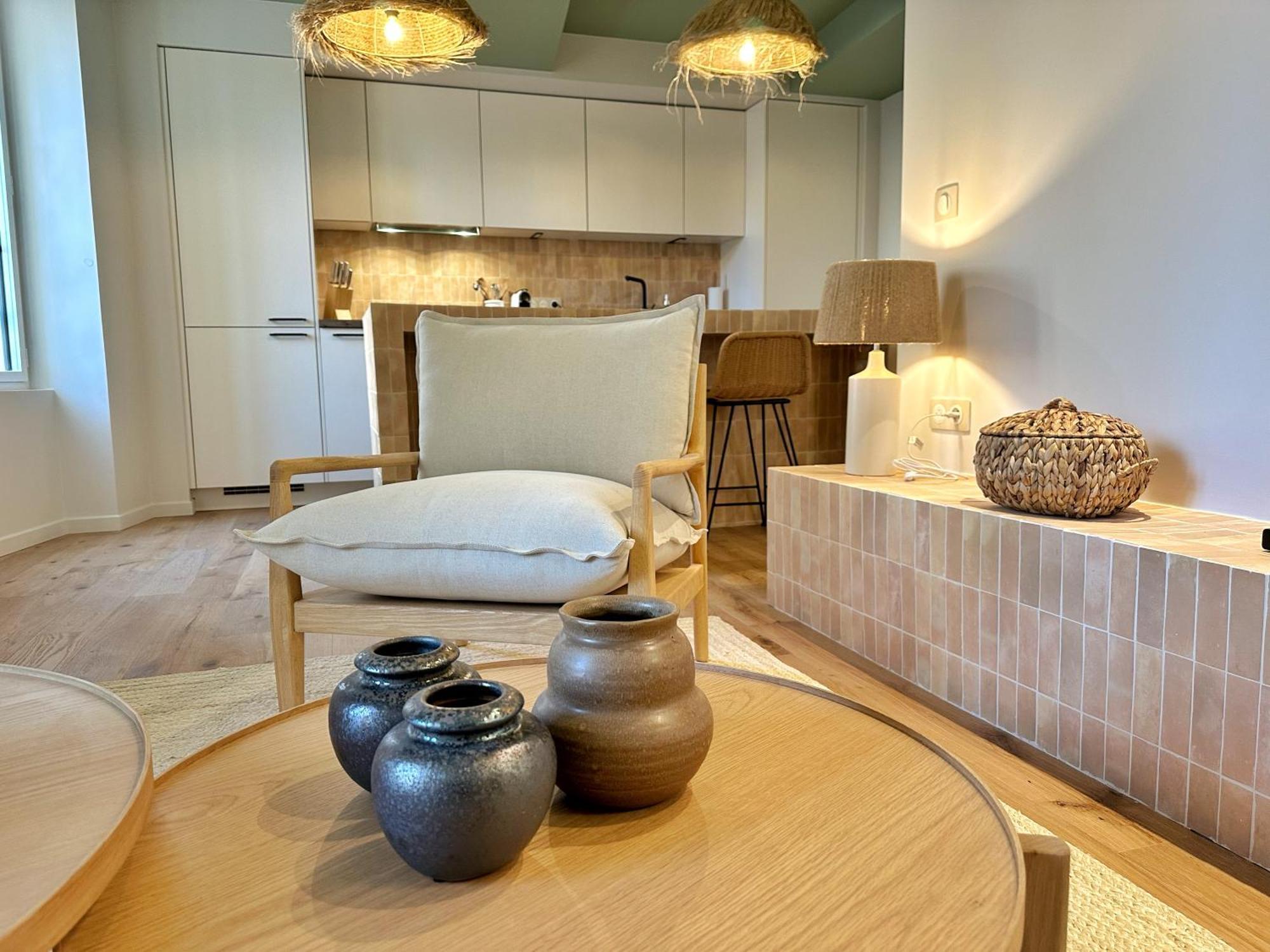 La Maison Cavet 5 Appartements De Standing Au Coeur Du Village 滨海萨纳里 外观 照片