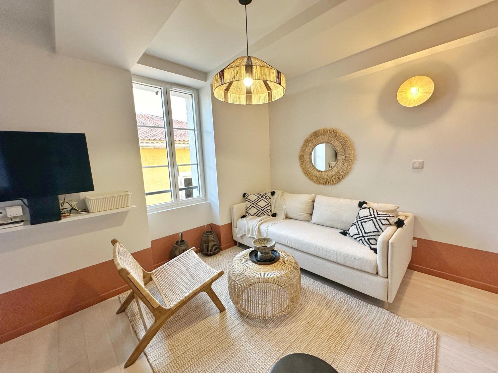 La Maison Cavet 5 Appartements De Standing Au Coeur Du Village 滨海萨纳里 外观 照片