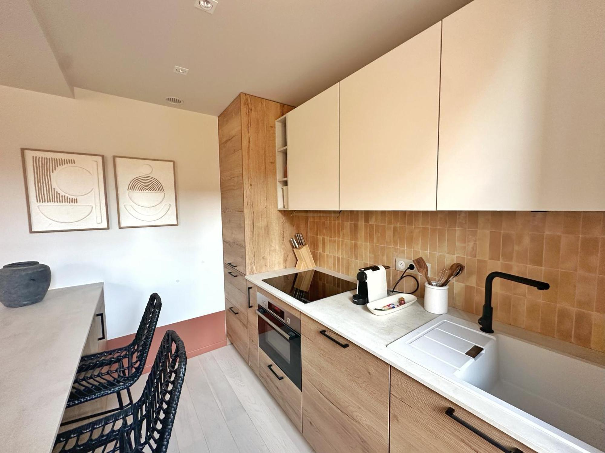 La Maison Cavet 5 Appartements De Standing Au Coeur Du Village 滨海萨纳里 外观 照片